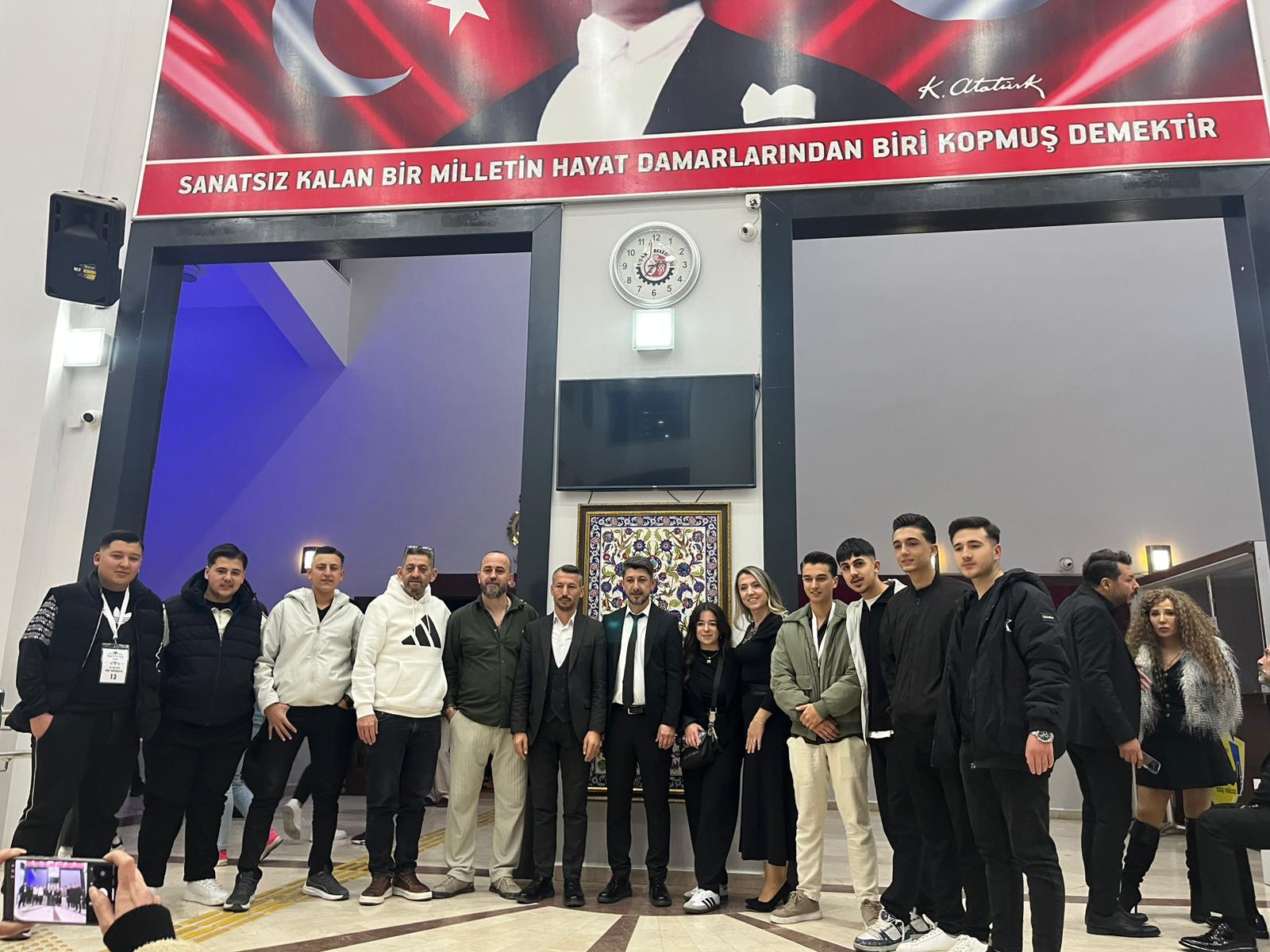 Manisalı Kuaförler Uşak Hair Cup 2025Ten 3 Kupa İle Döndü! (5)