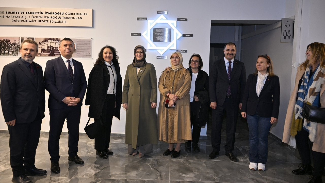 Manisa'ya Yeni Bir Eğitim Ve Kültür Merkezi Açıldı 12