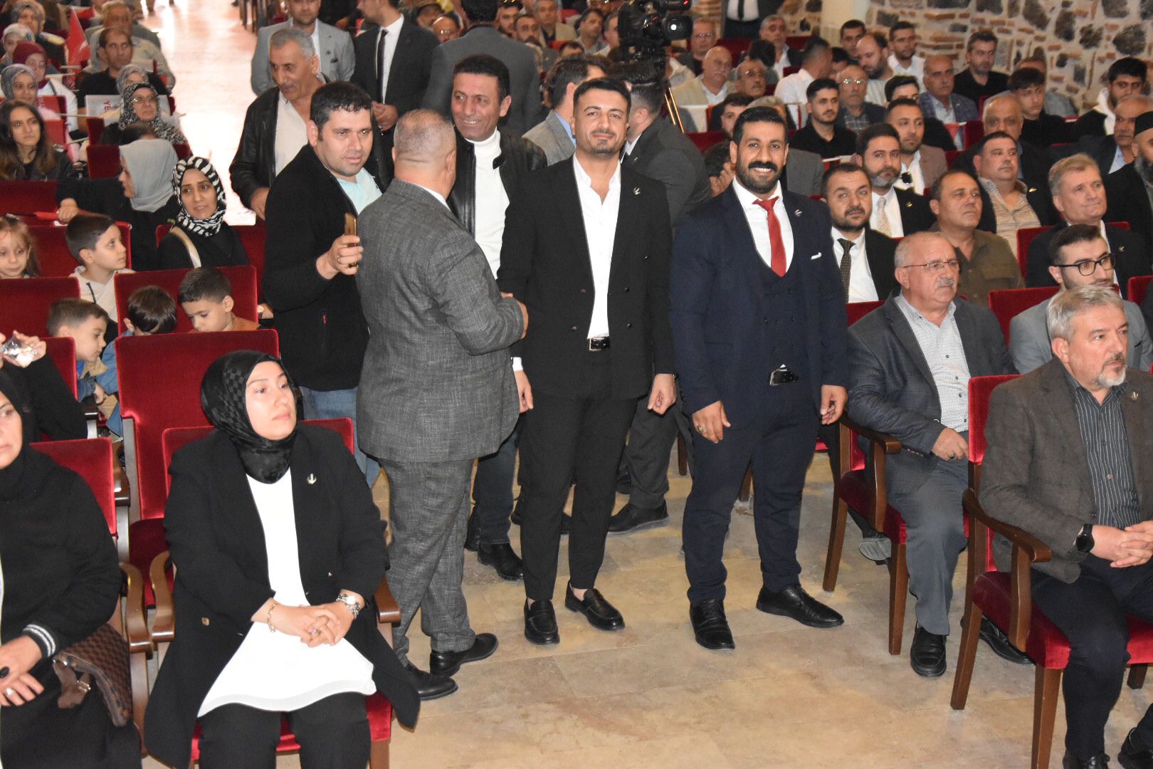 Whatsapp Image 2025 11 10 At 10.45.50 (1)