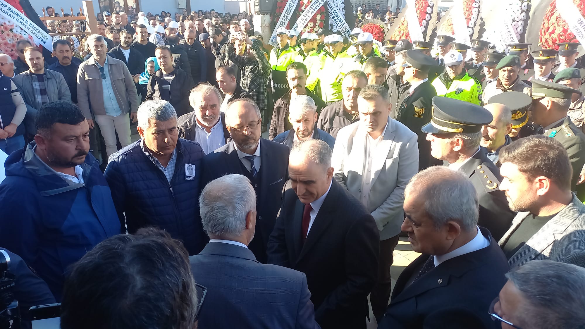 Whatsapp Image 2025 11 15 At 15.41.08 (1)