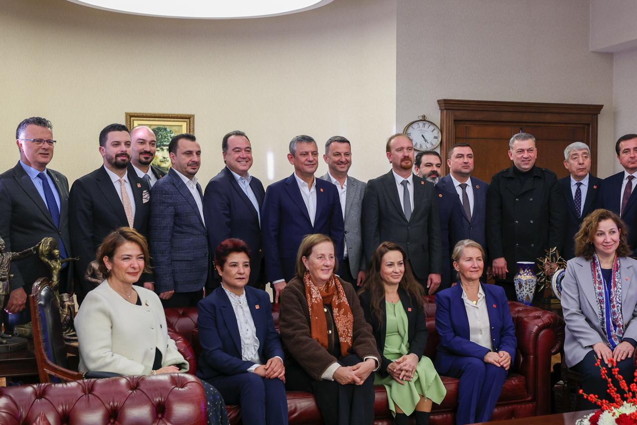 Whatsapp Image 2025 11 30 At 22.41.50 (1)