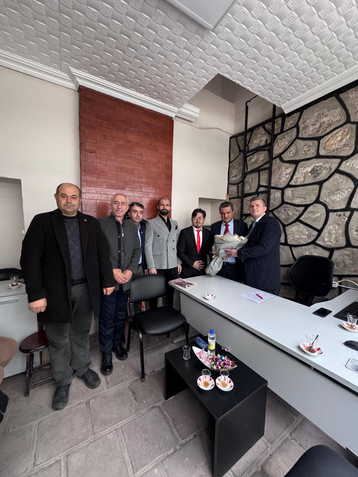 594058964 1320546860111647 3582222329578786807 N