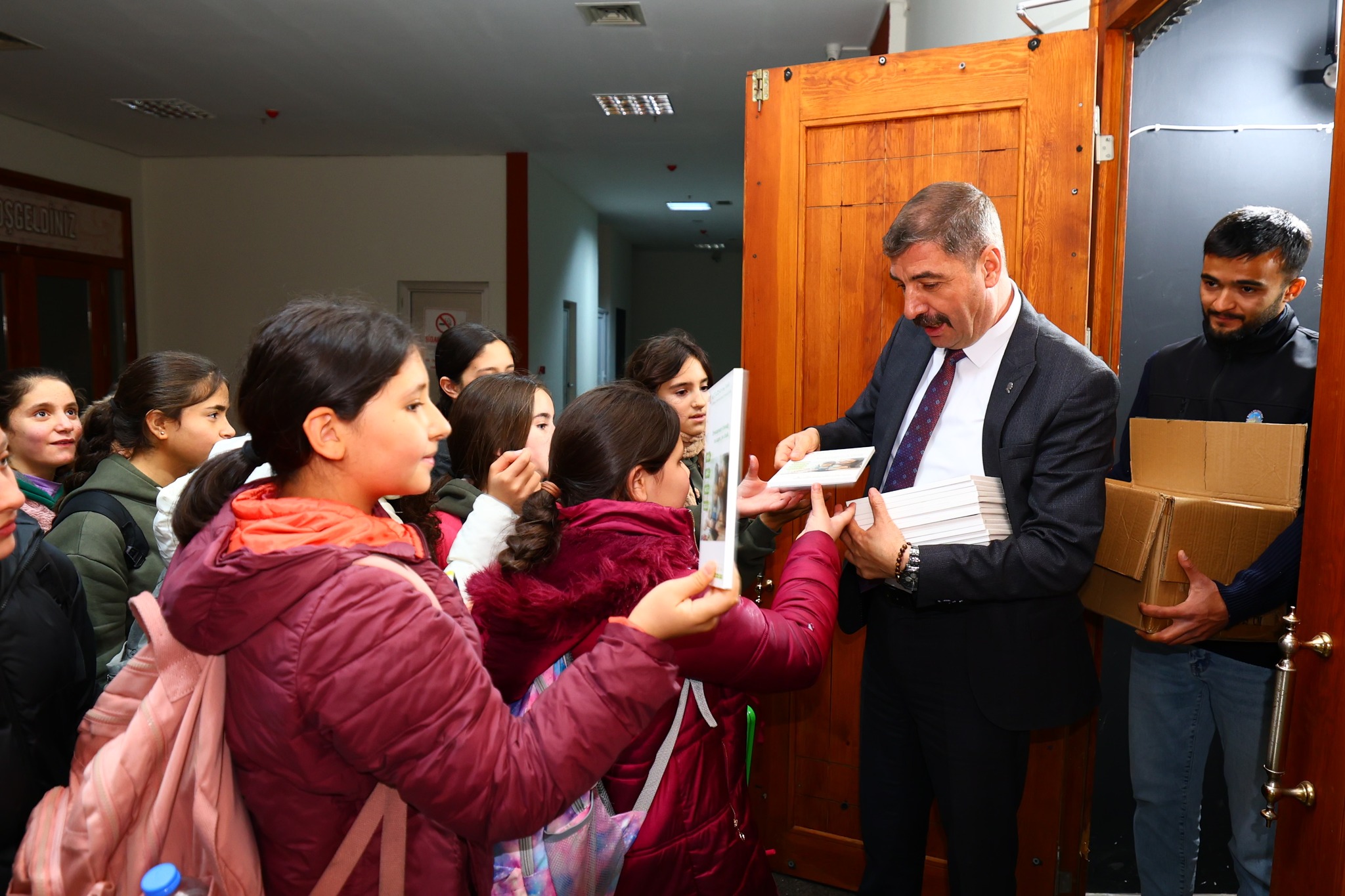 600889584 1201594912157906 6219927918940425368 N