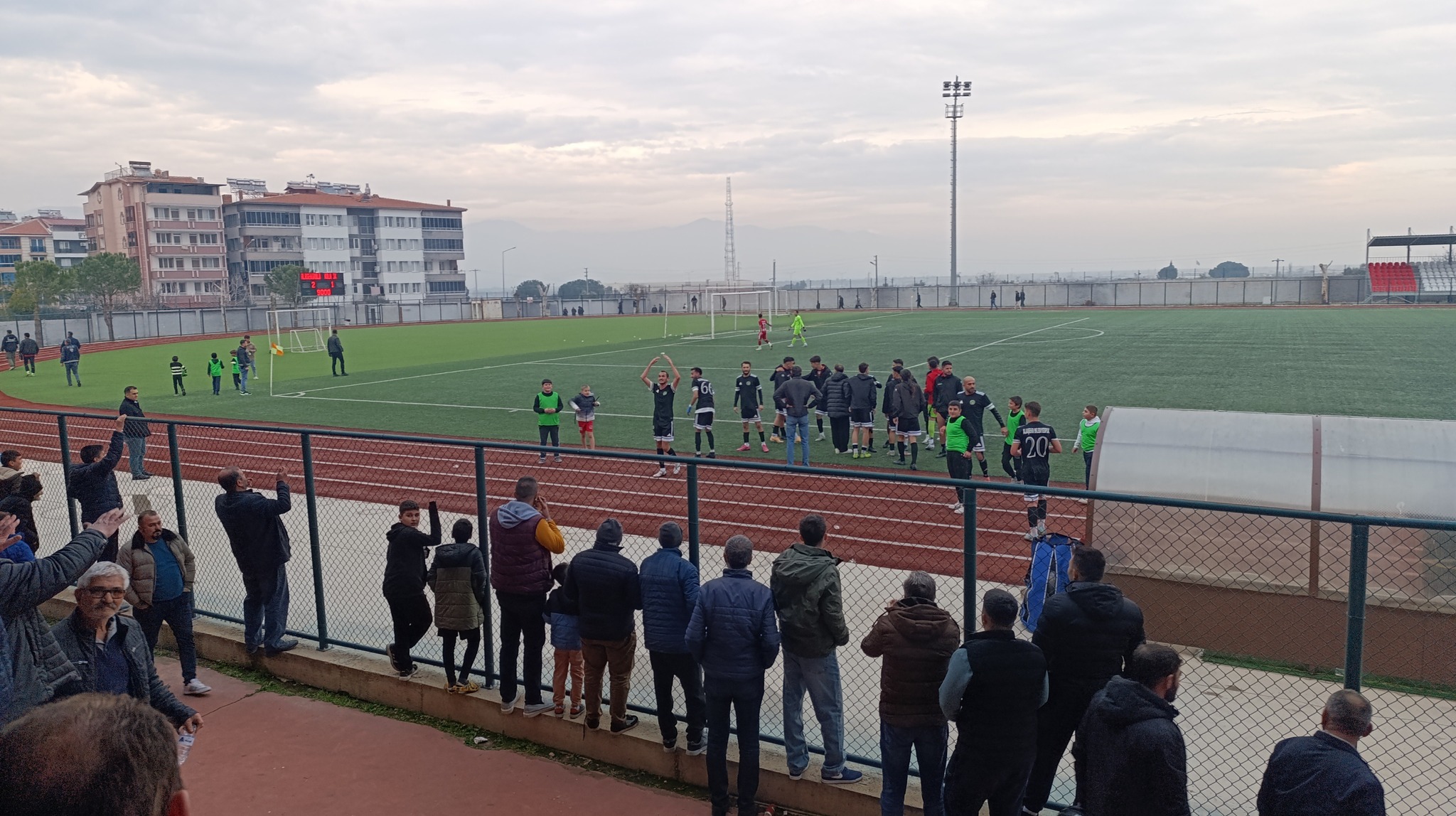 602335435 1435664815233800 3296579879688646377 N