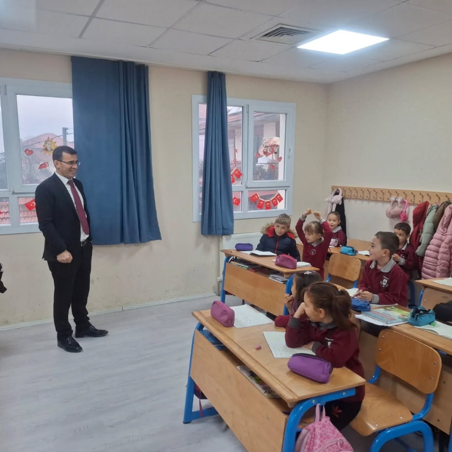 604966175 17985963194926691 705511460193681483 N