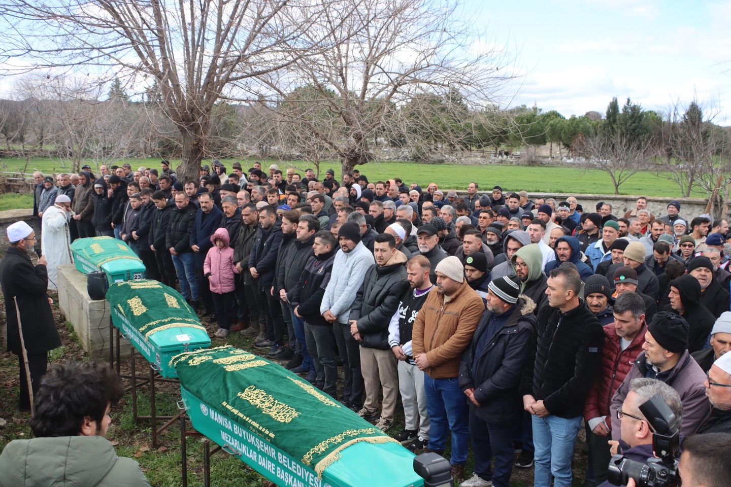 607280084 18541969150007652 7691734007269564049 N