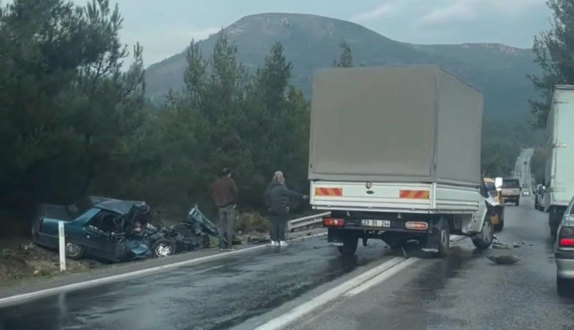 İzmir'de can pazarı: 2 ölü 2 yaralı2.1