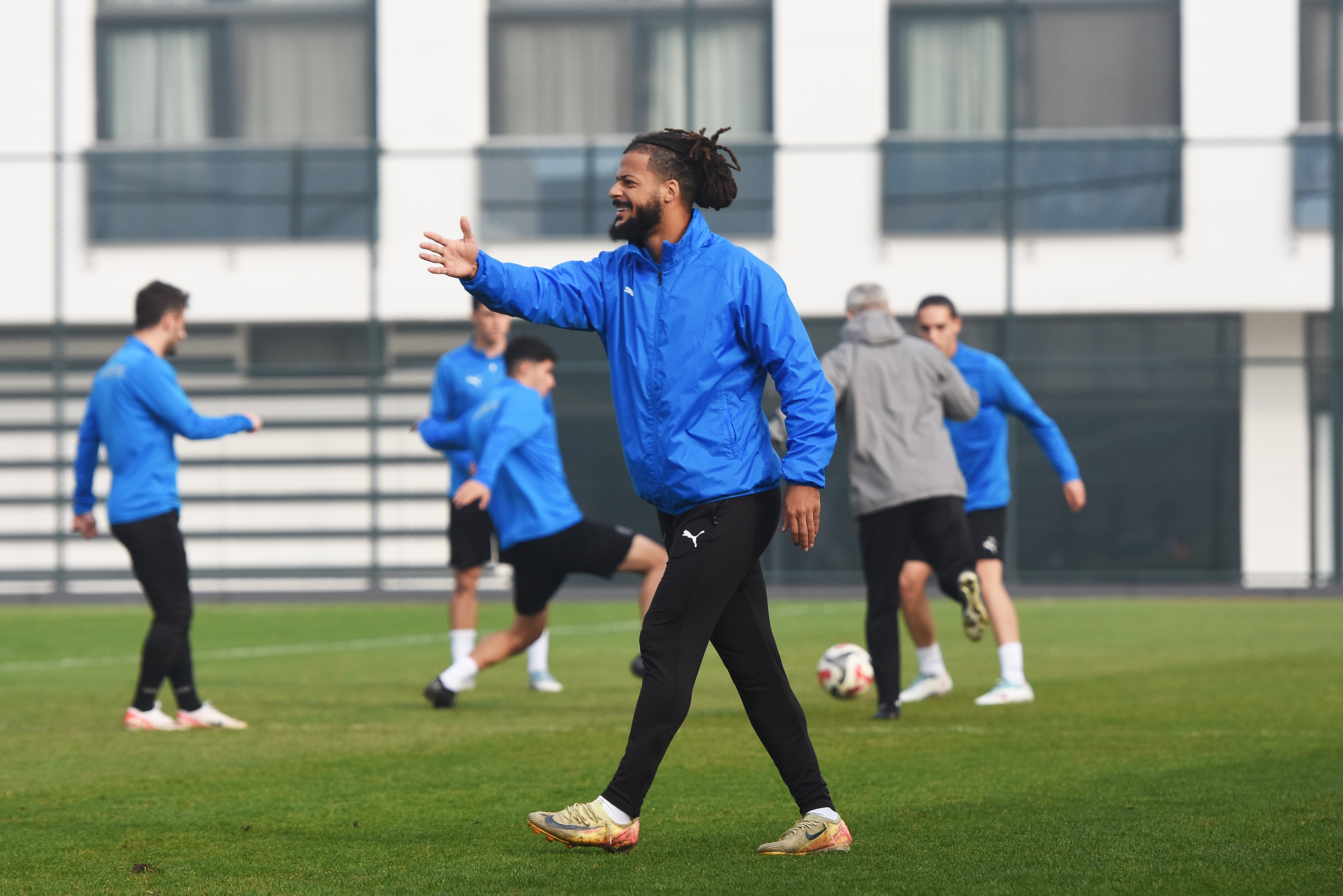 Manisa FK, Sakaryaspor maçına hazır-.2.