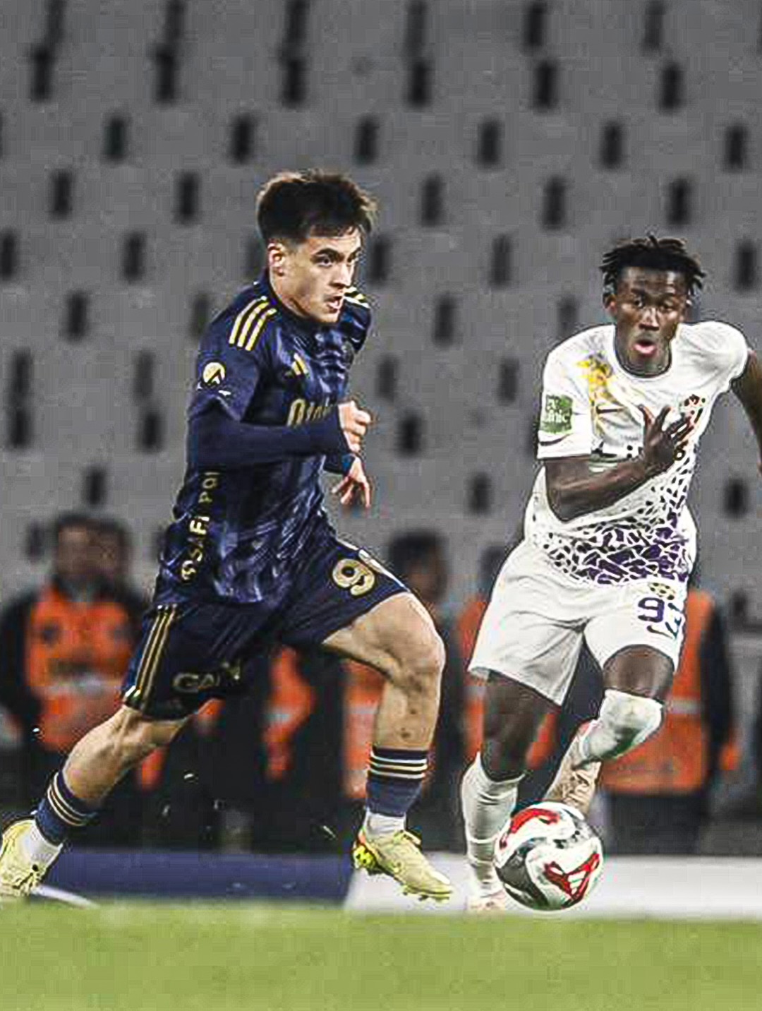 Manisalı genç yıldız Fenerbahçe forması ile sahaya çıktı-.2.1-1