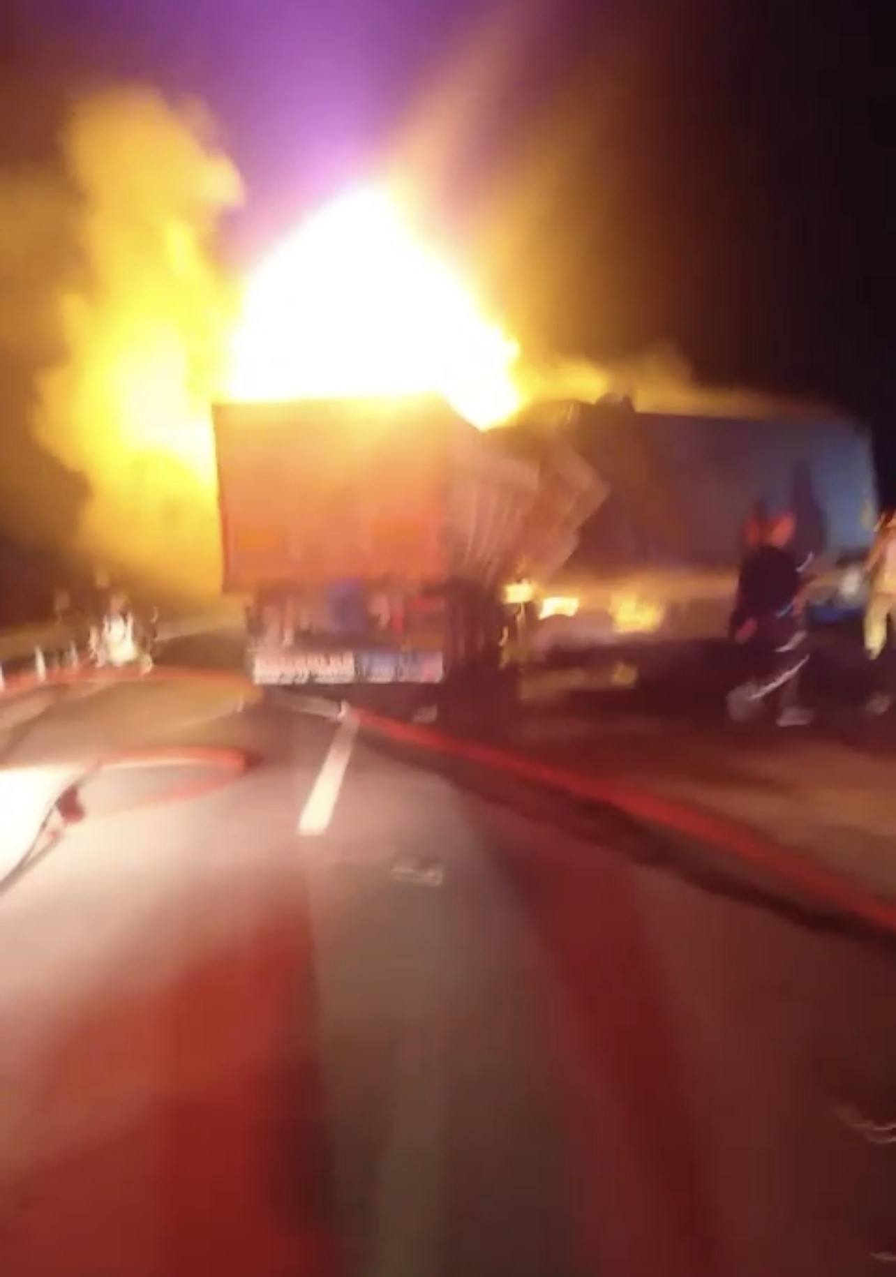 Manisa Tır Kaza, Yangın (2)