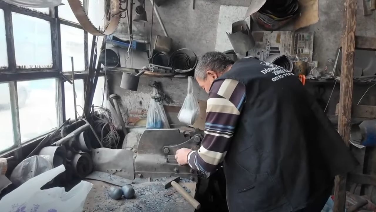 Mustafa Sabancı (2)