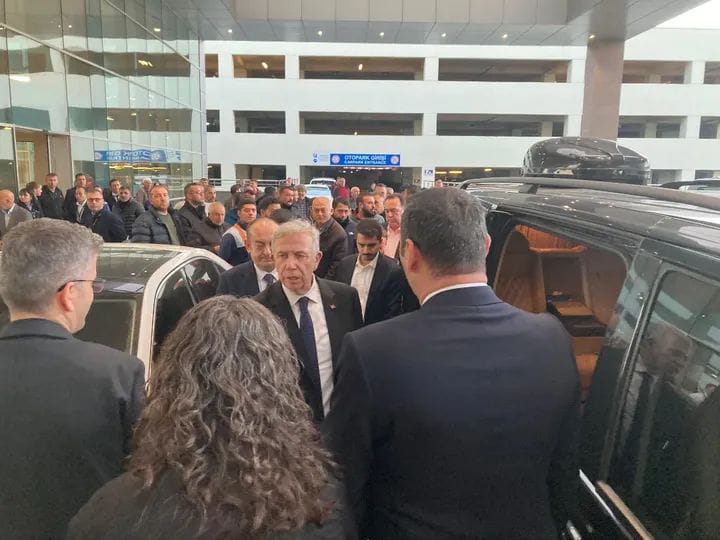 Whatsapp Image 2025 12 12 At 20.00.26