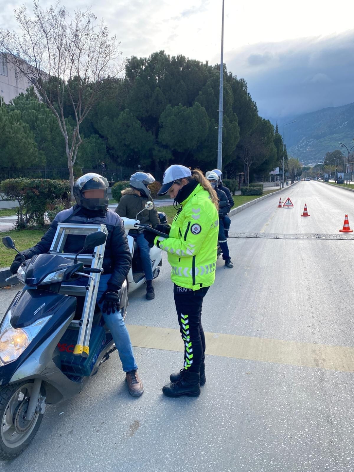 Whatsapp Image 2025 12 29 At 19.30.21 (3)