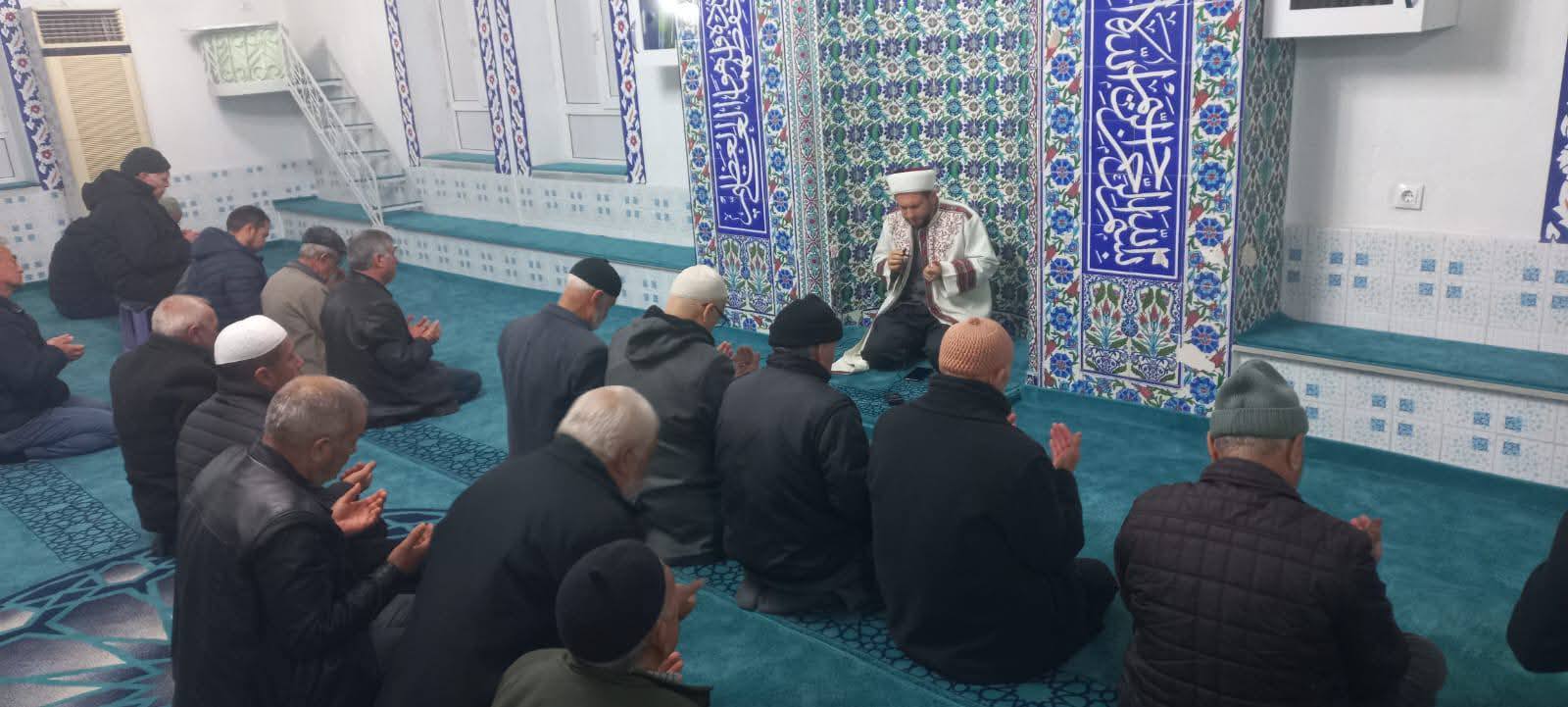 Selendi'de 'Sabah Namazı Buluşması'na yoğun ilgi