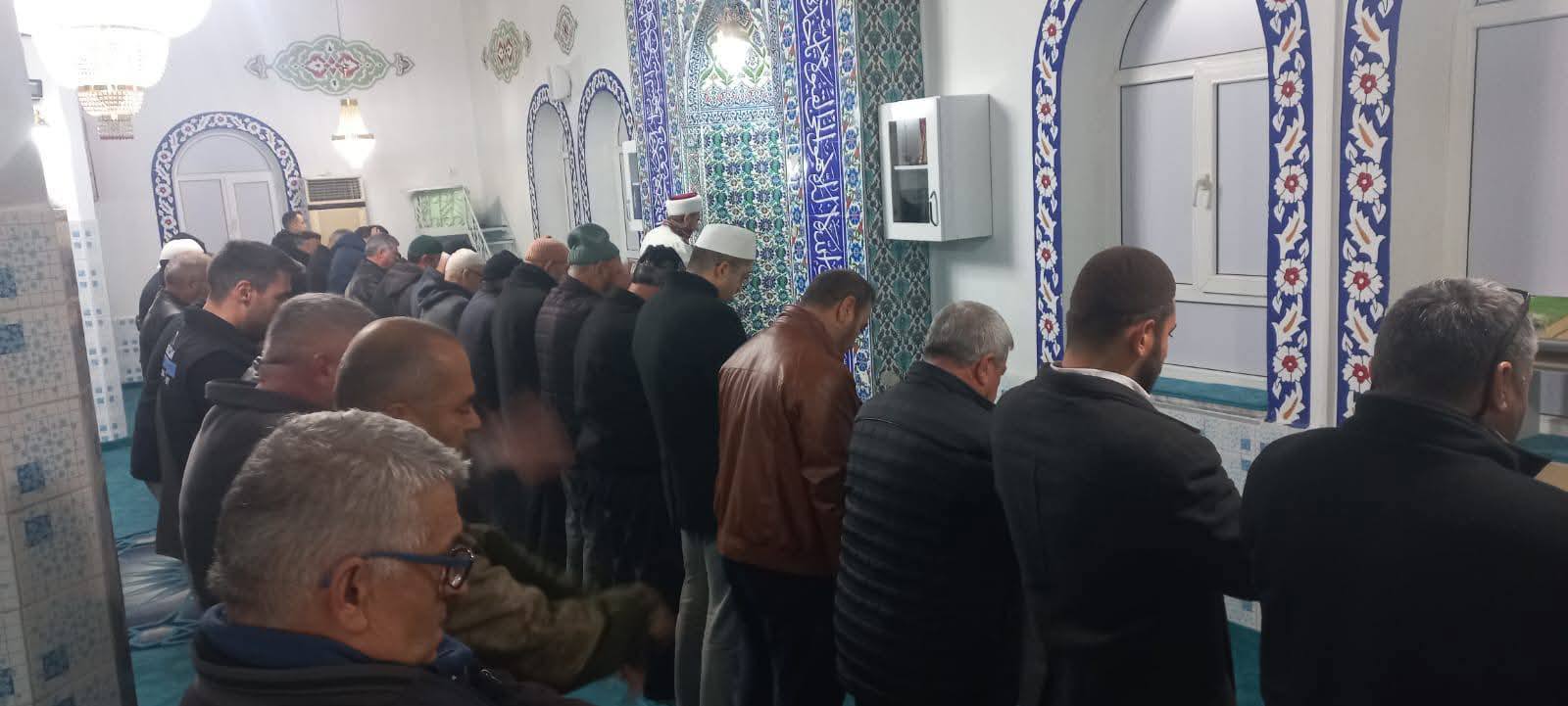 Selendi'de 'Sabah Namazı Buluşması'na yoğun ilgi