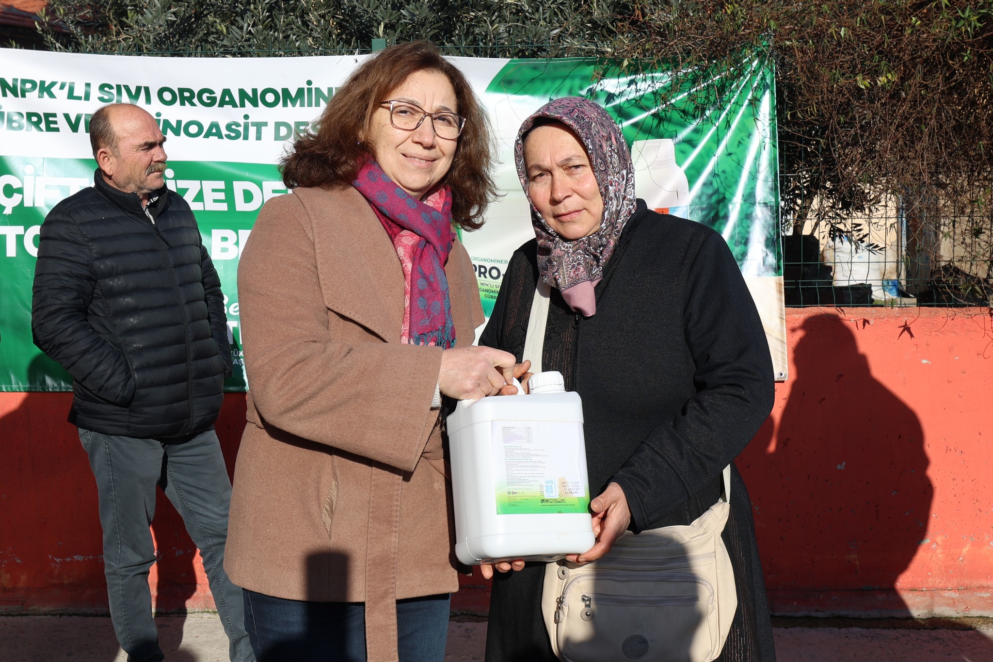 Manisa'da don mağduru üreticilere önemli destek-.2.2