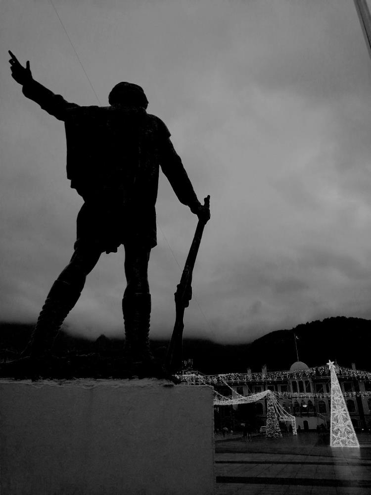 Fotoğraf sanatçısı Ali Hikmet Varlık 'Manisa' fotoğraf sergisine hazırlanıyor-1