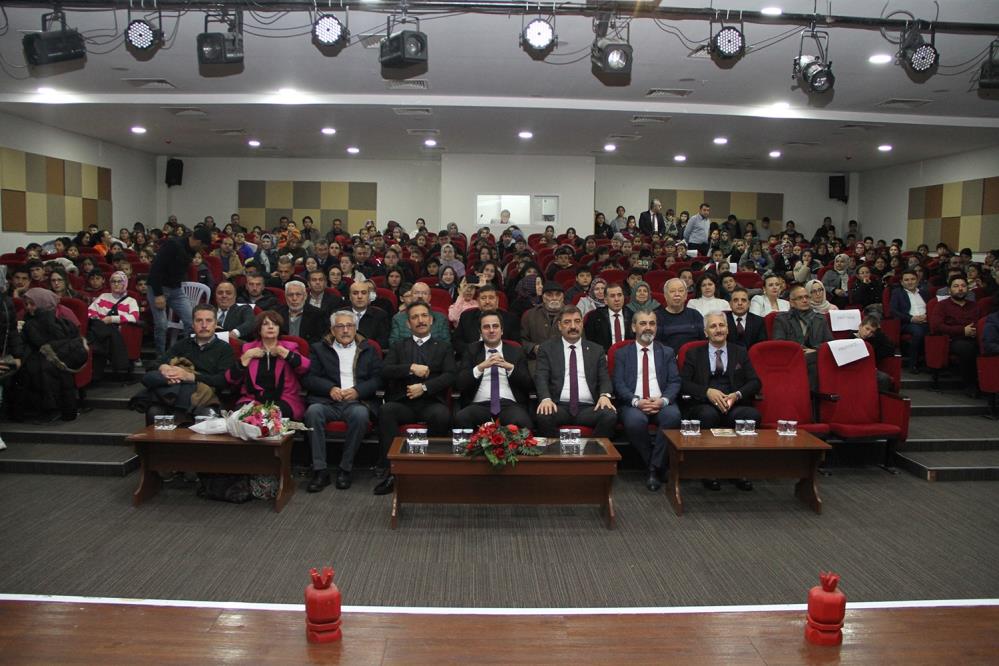 Kula’nın tarihi ve kültürü sahneye taşındı!-1