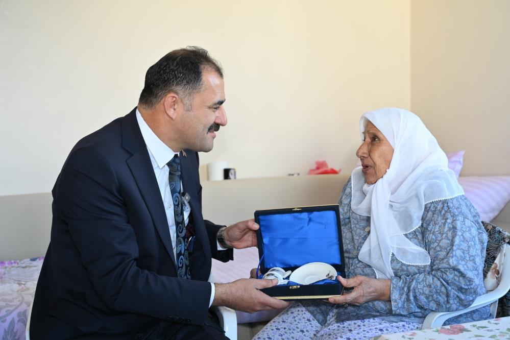 Yaşlı vatandaşlar Miraç Kandili’nde unutulmadı-1