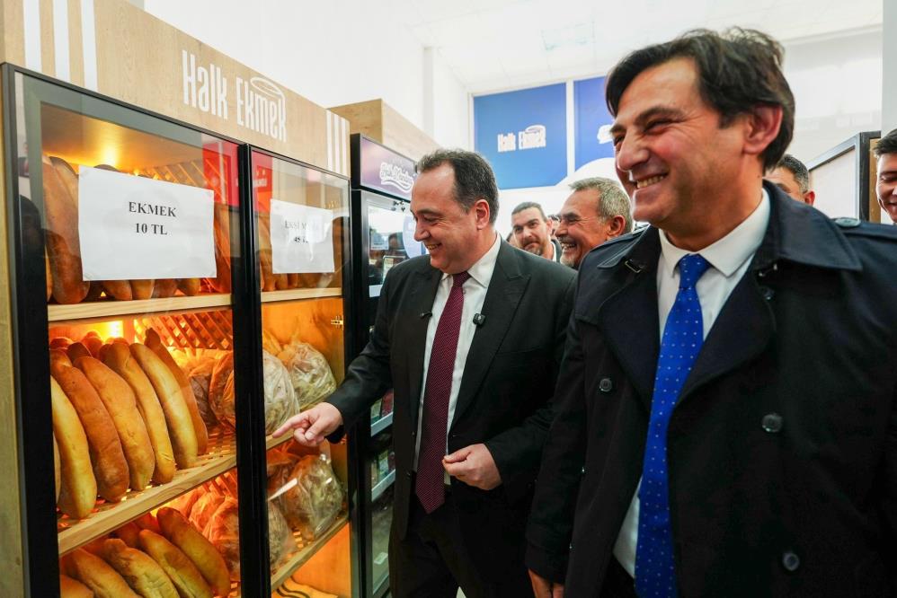 Selendi'de toplu açılış coşkusu!