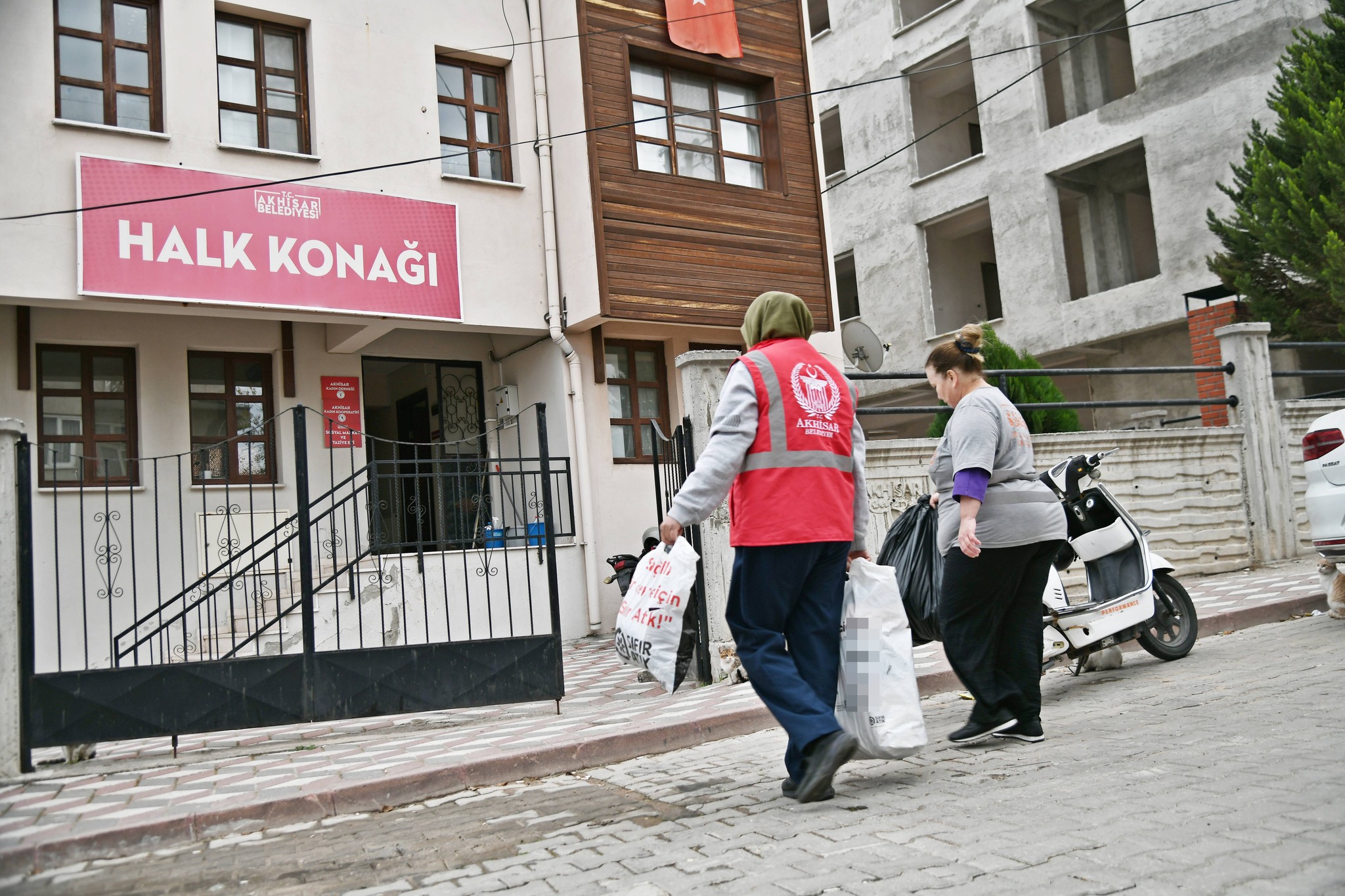 Akhisar Yardım D (3)