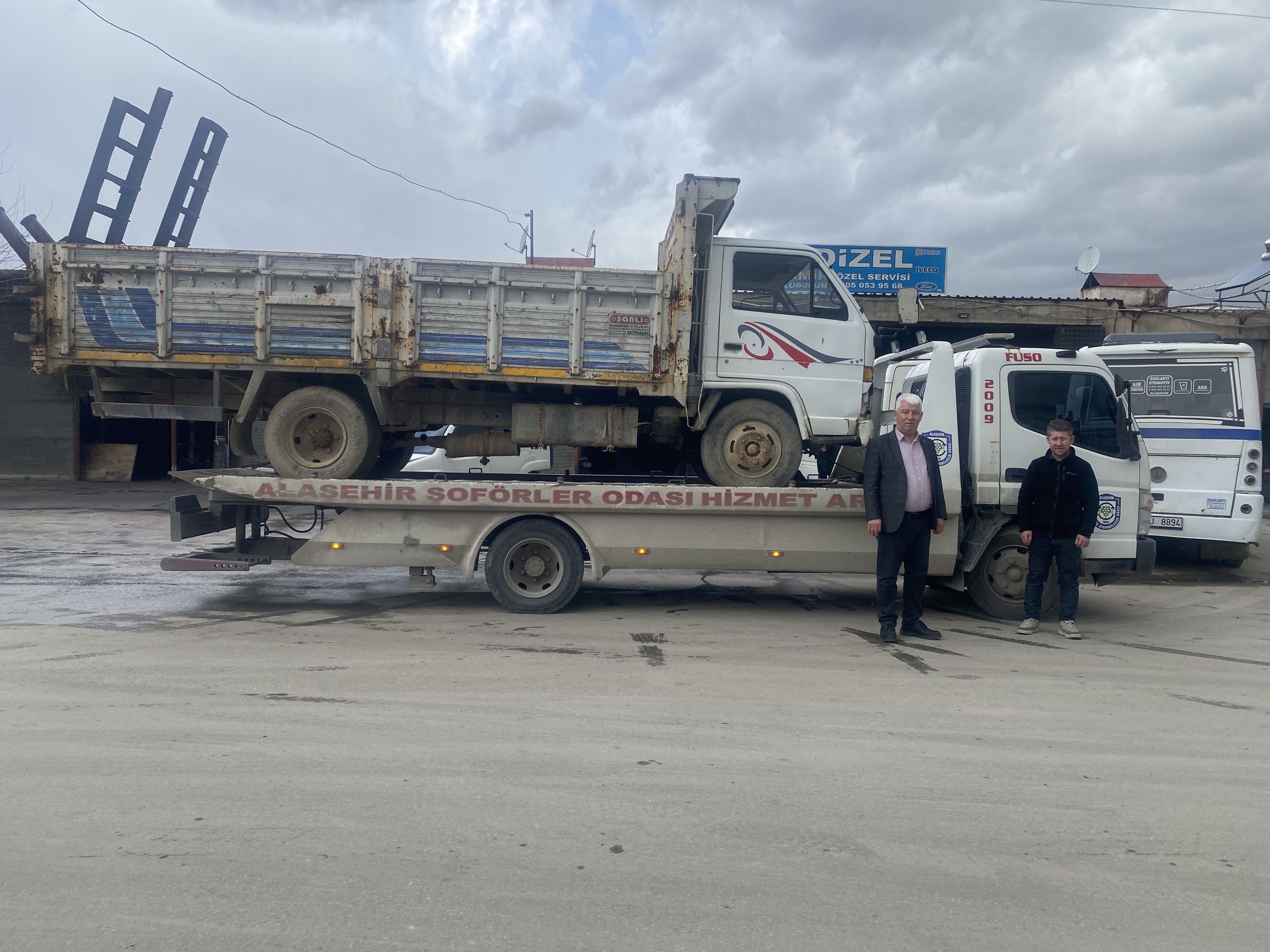 Alaşehir'de J Plakalı Ticari Araç Sayısı Yükseldi! (1)