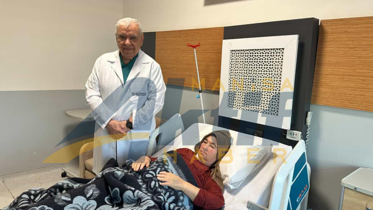 Alaşehir'de Kadının Karnından Çıkarılanın Ağırlığı Şaşırttı