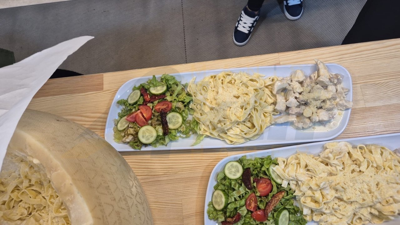 Alaşehir'de Makarnaya Kadın Dokunuşu Siba Makarna Kapılarını Açtı .1