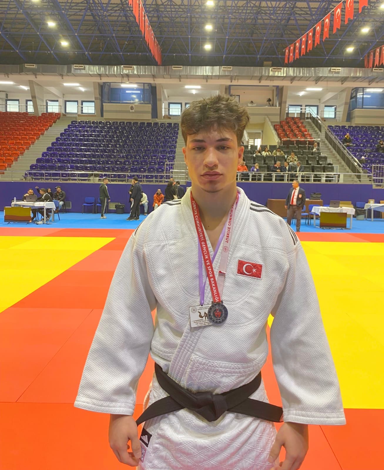 Emin Levent Yelkenci (2)