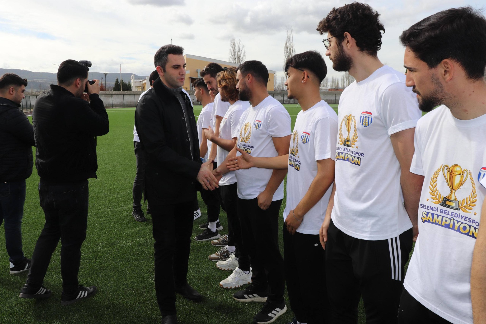 Kaymakam Yildiz Tebri̇k (3)