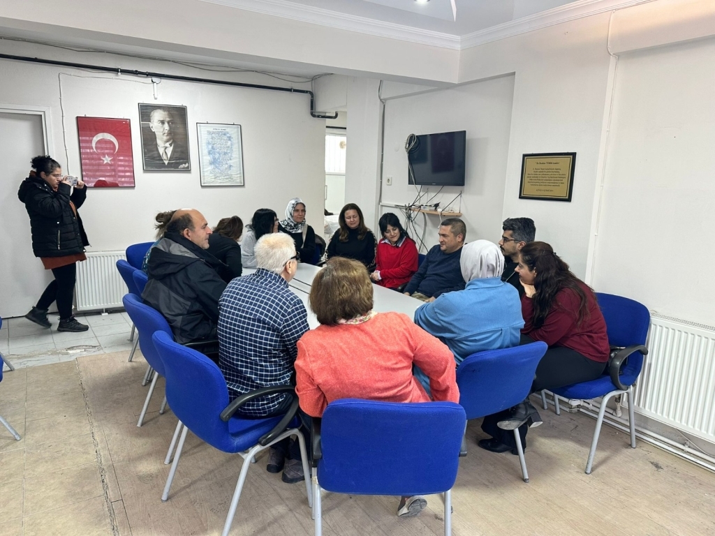 Manisa Büyükşehir'den Anlamlı Ziyaret!-1