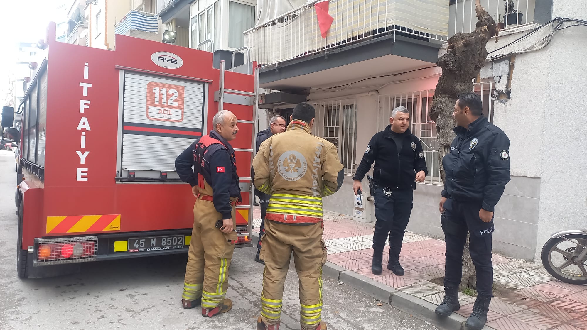 ​Manisada Doğalgaz Paniği Ekipler Seferber Oldu (2)