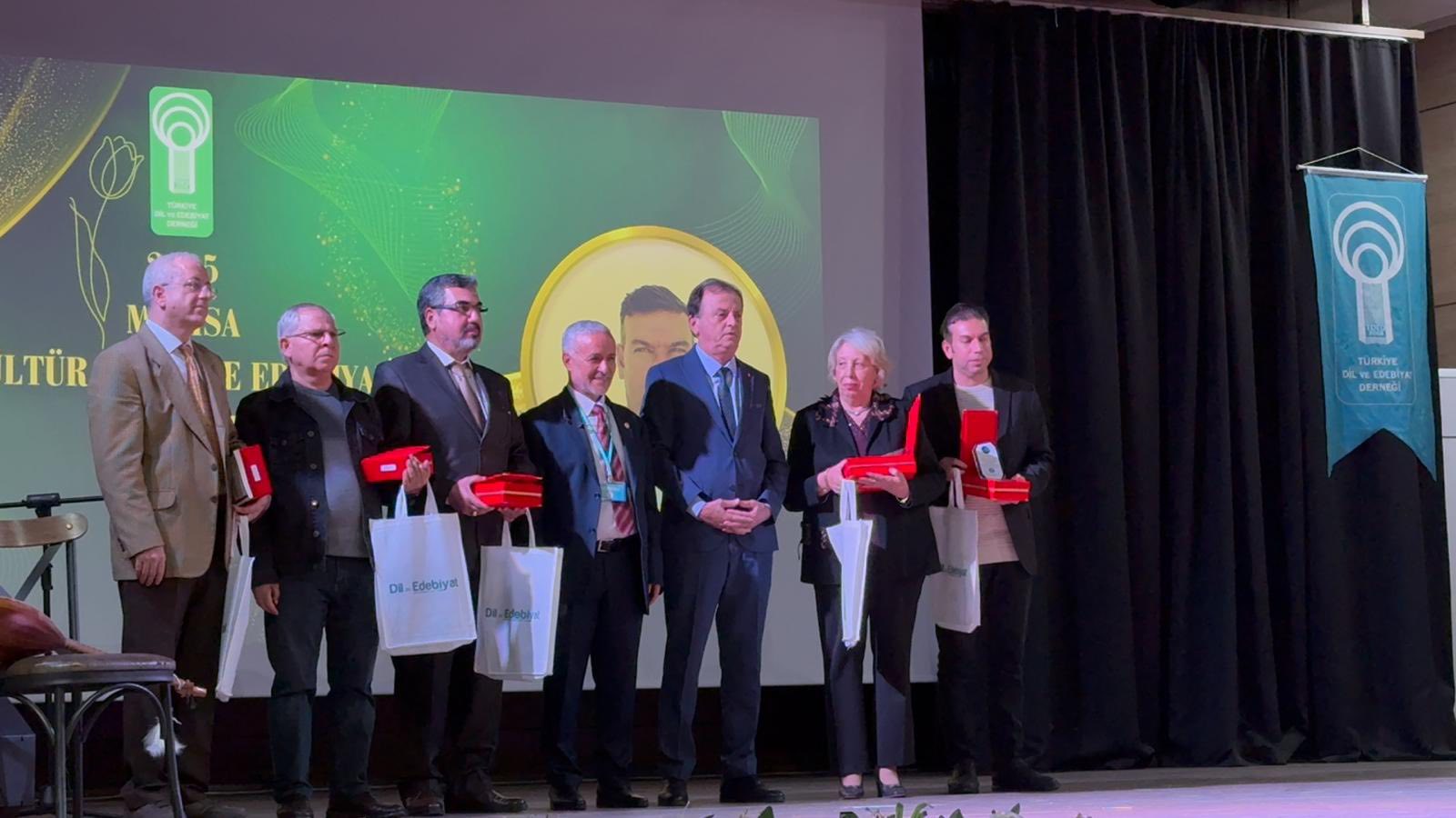 Sanatın Ve Edebiyatın Kalbi Manisa'da Attı! (1)