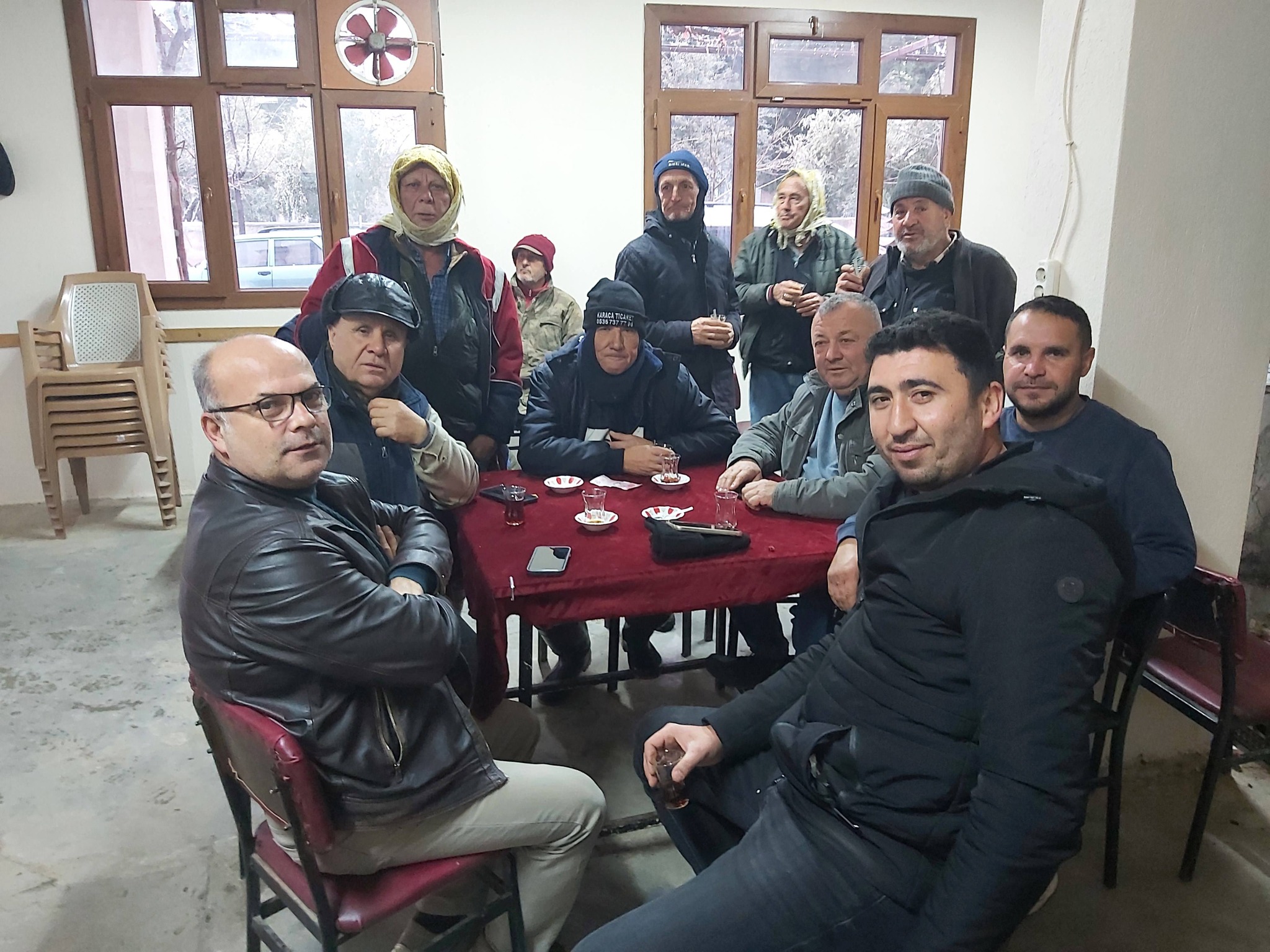 Tari̇ş Teknik Ekibi Alaşehirli Üreticilerle Bir Araya Geldi (1)