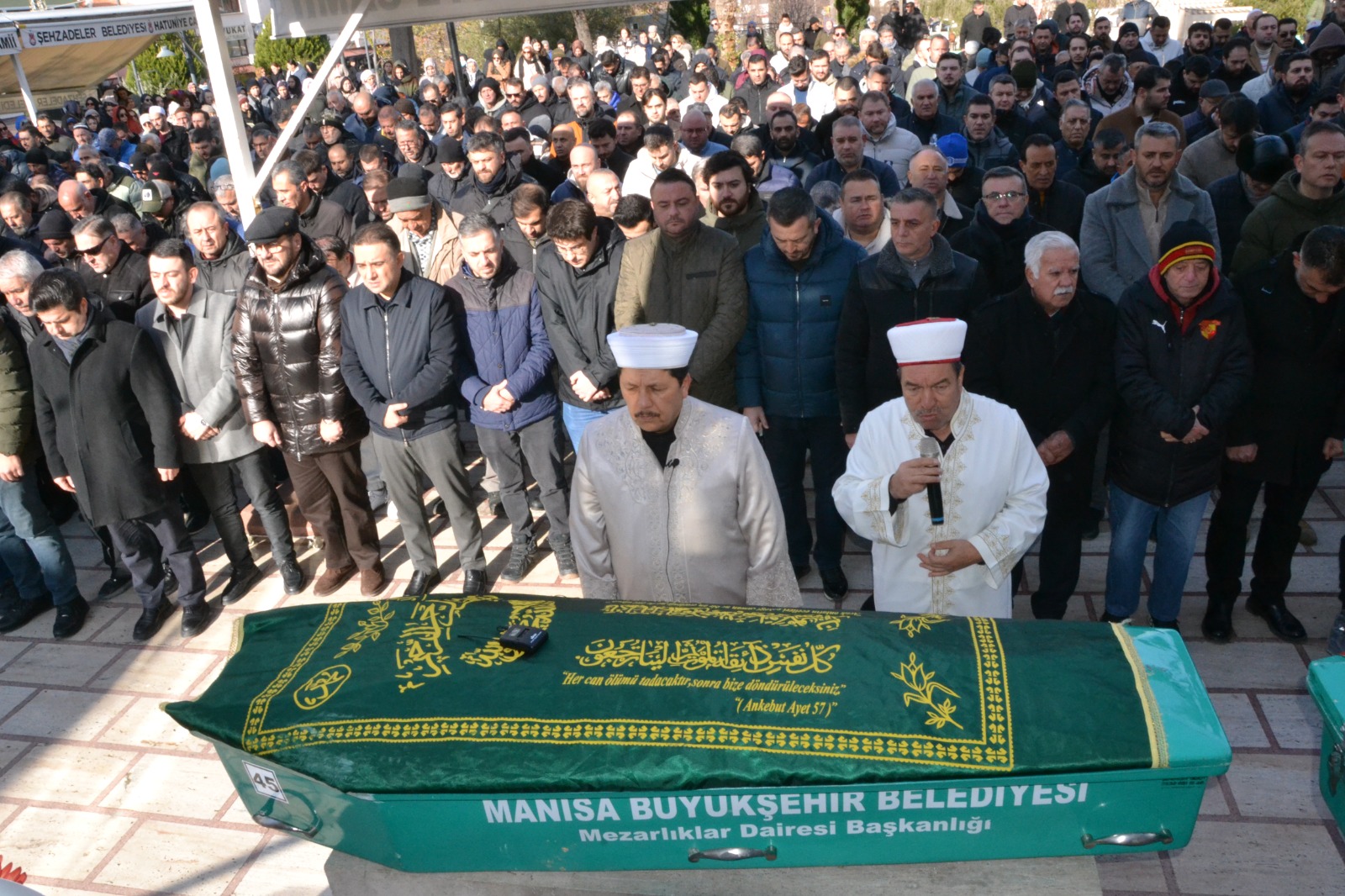 Manisa'da siyasette dünyasında iki acı kayıp birden-.5.1