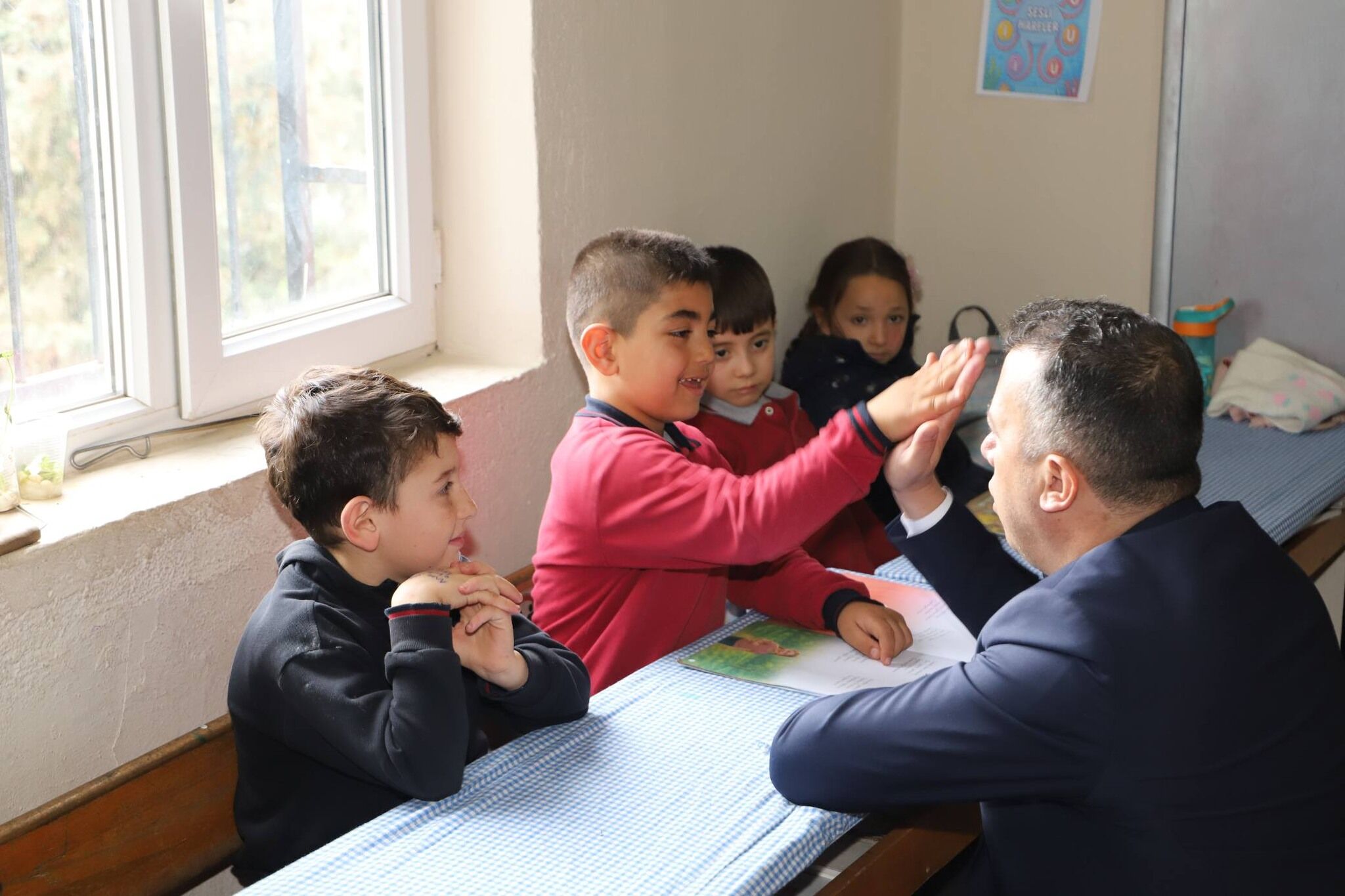 641643429 1379262404227900 6900670894301354833 N