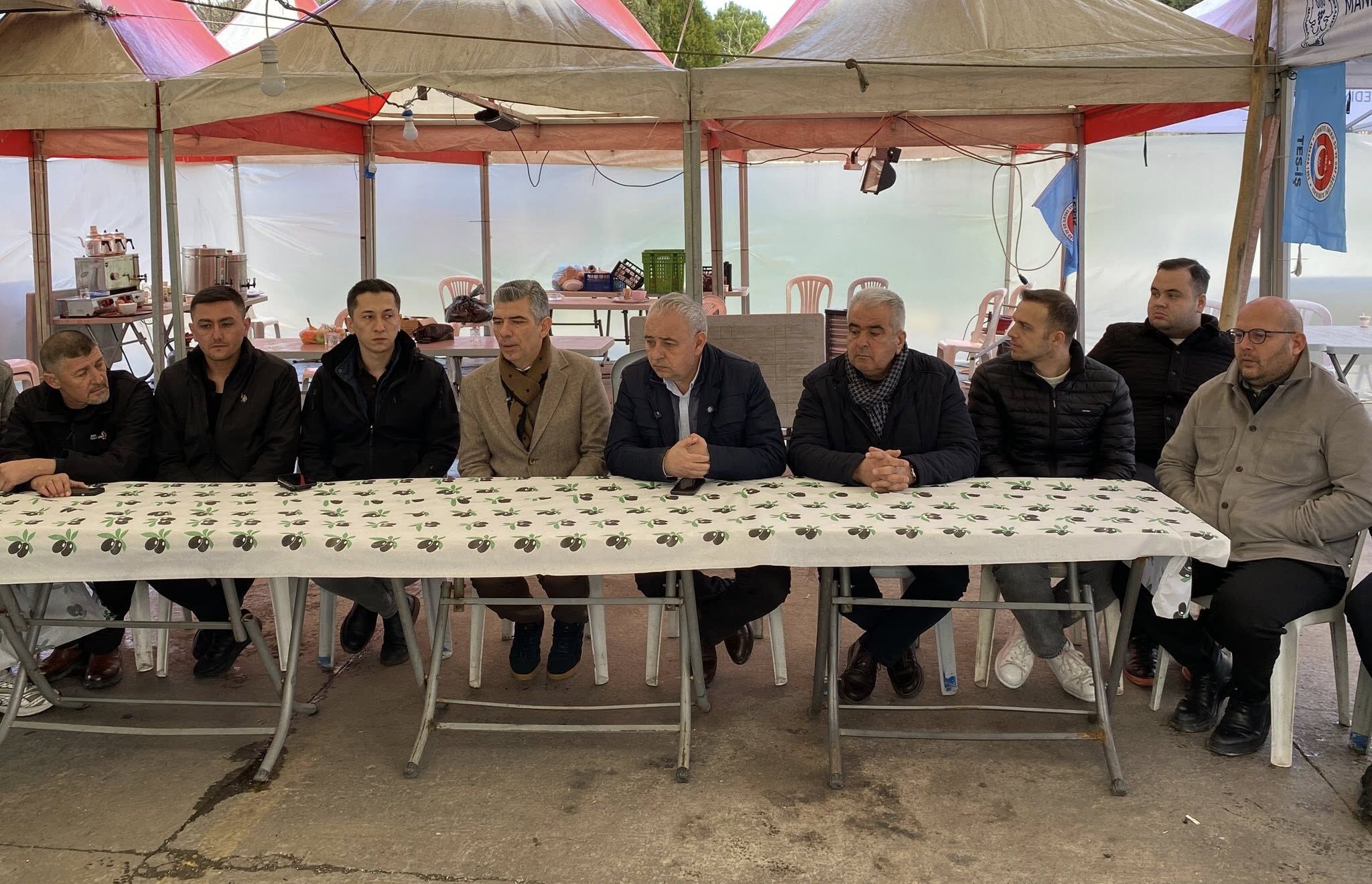 CHP’li Bakırlıoğlu ve beraberindeki heyetten Soma Termik işçilerine destek ziyareti-.1.1