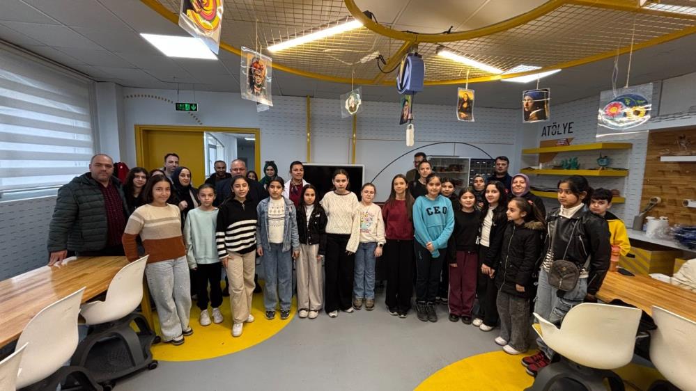 Binlerce öğrenci ara tatilde bilimle buluştu-2