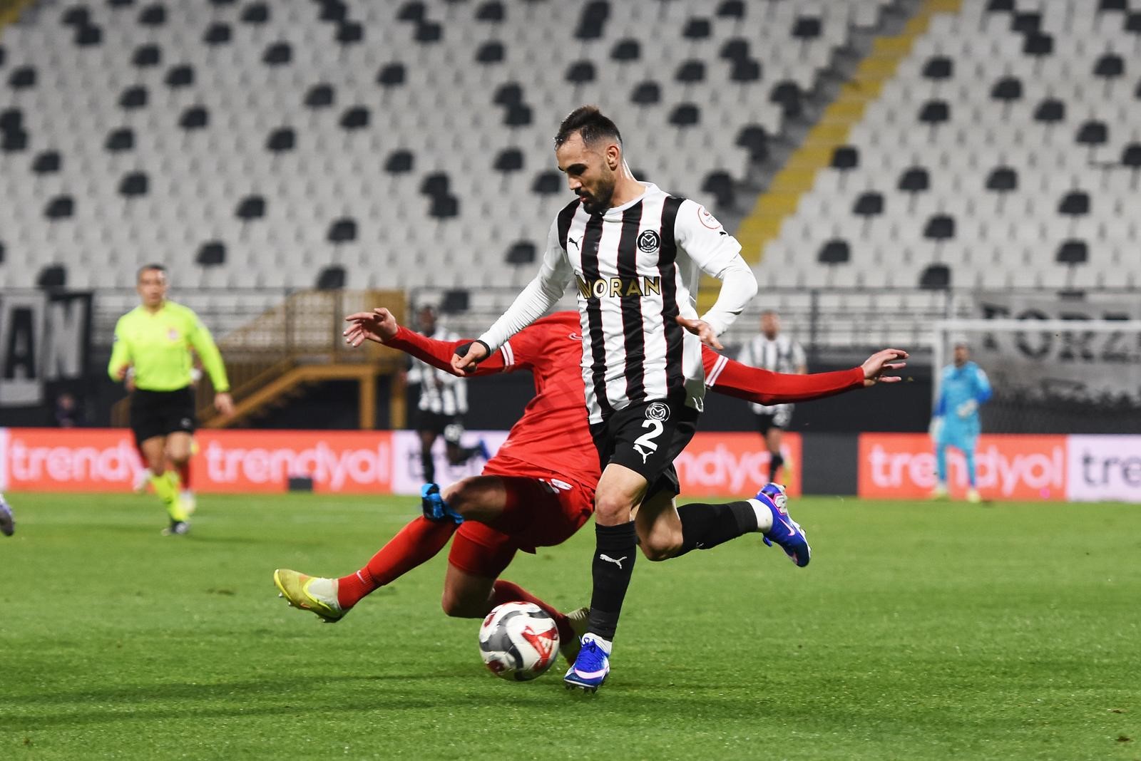 Manisa FK'dan tüm lige gözdağı-.1.