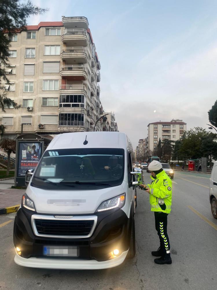 Manisa'da okul servisleri mercek altında!-1