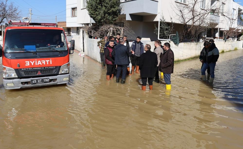 Başkan Şimşek, Akpınar Mahallesi'nde incelemelerde bulundu