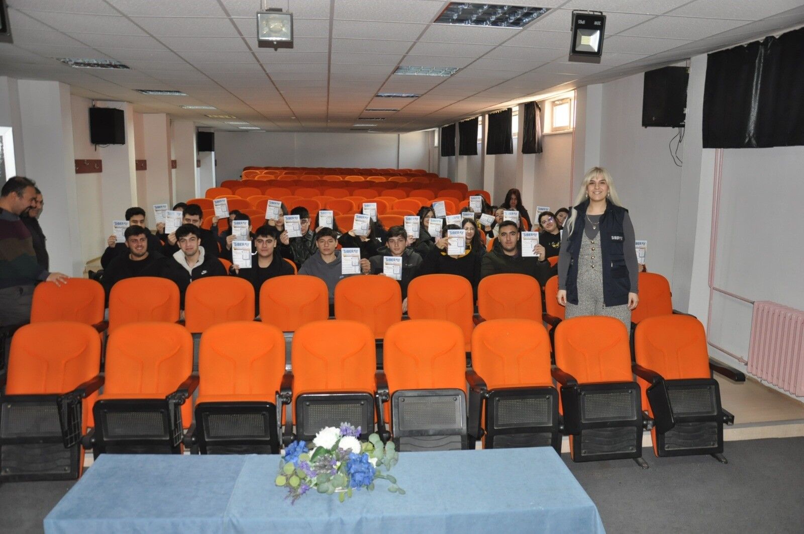 Salihli'de öğrencilere kritik bilgilendirme-.1.