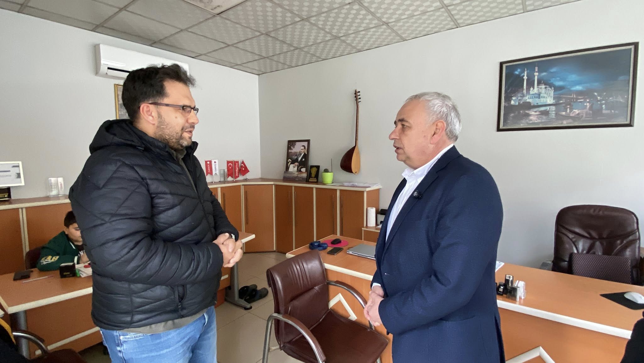 Chp’li Bakırlıoğlu’ndan Alaşehir Çıkarması Esnafımızın Alın Terinin Yanındayız (1)