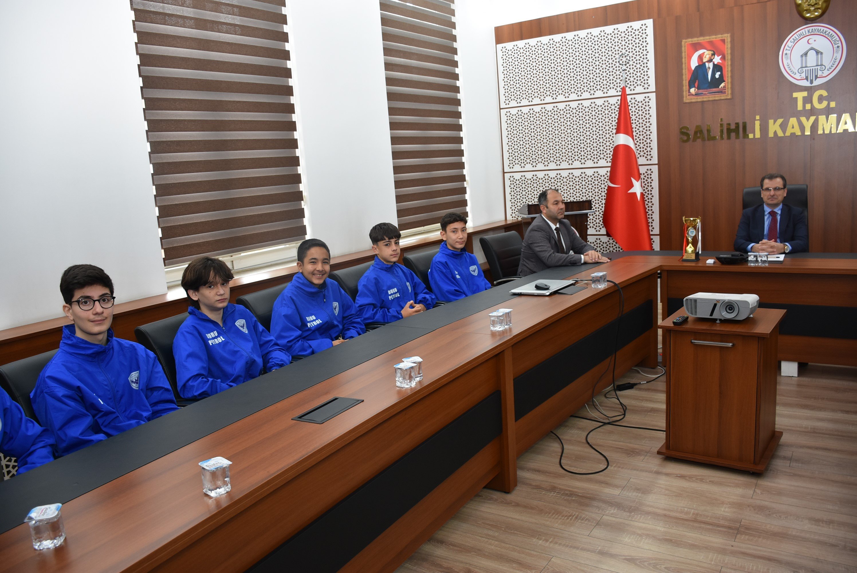 Kaymakam Şampiyon (2)