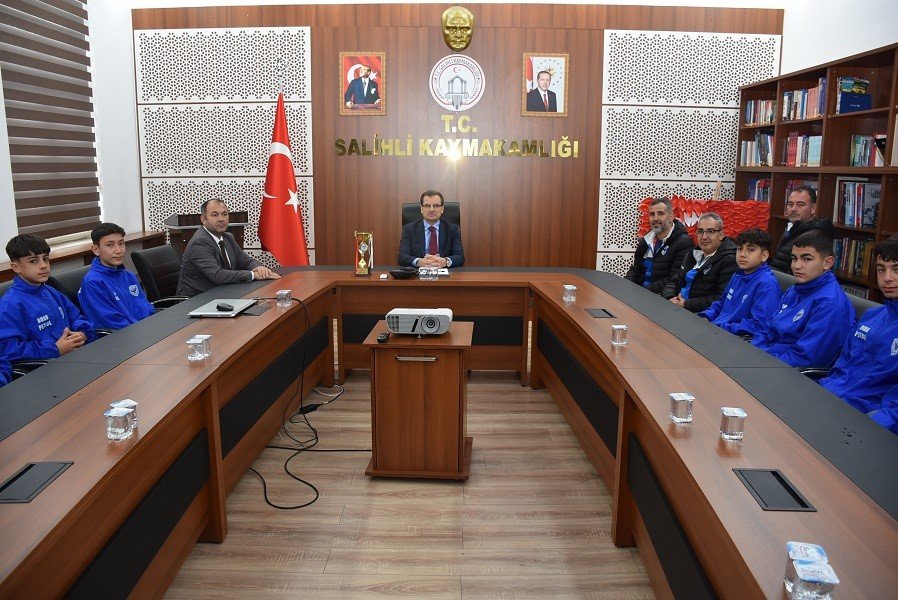 Kaymakam Şampiyon (4)