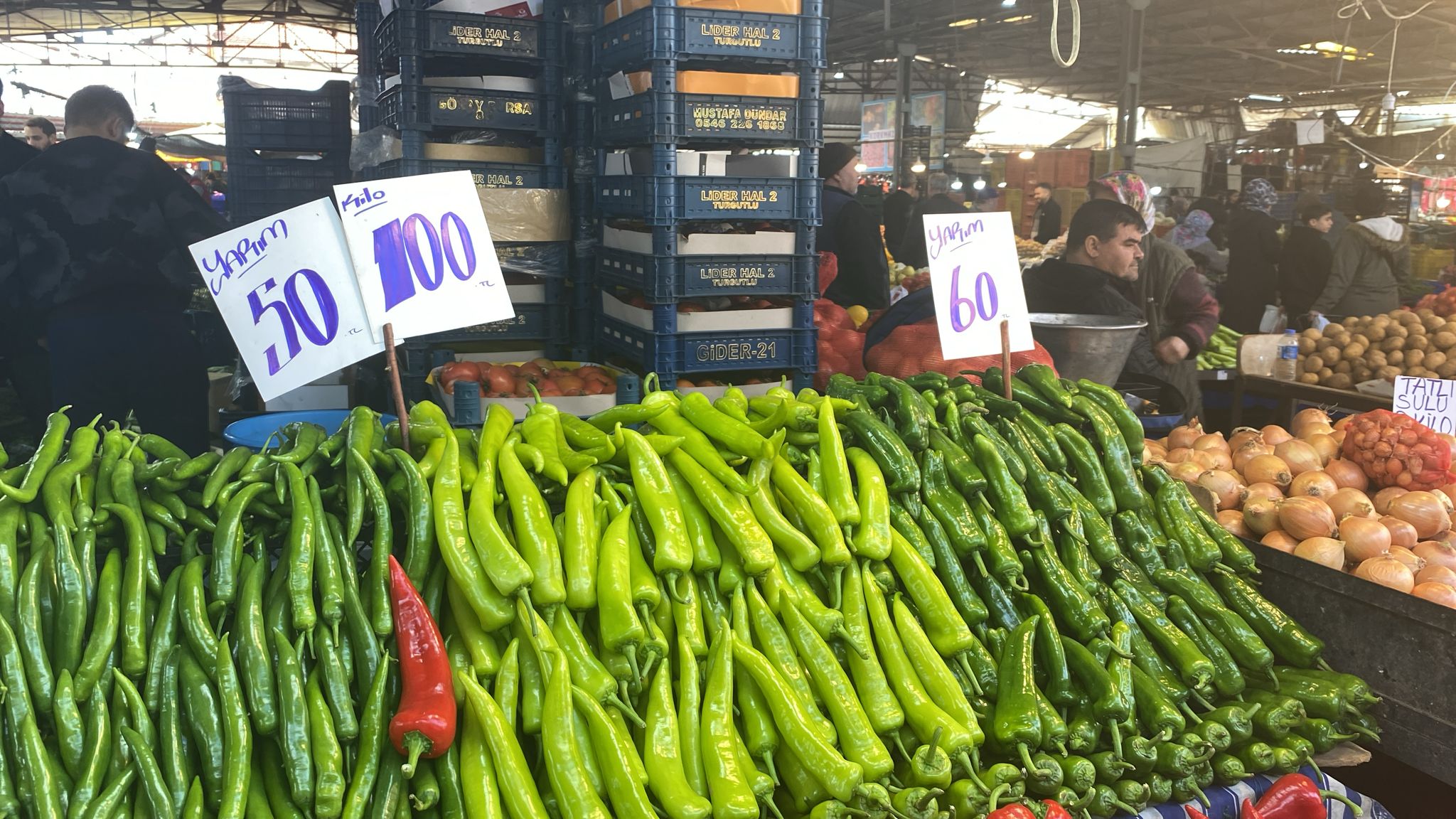 Manisa'da Pazar Fiyatları Cep Yakıyor! (2)