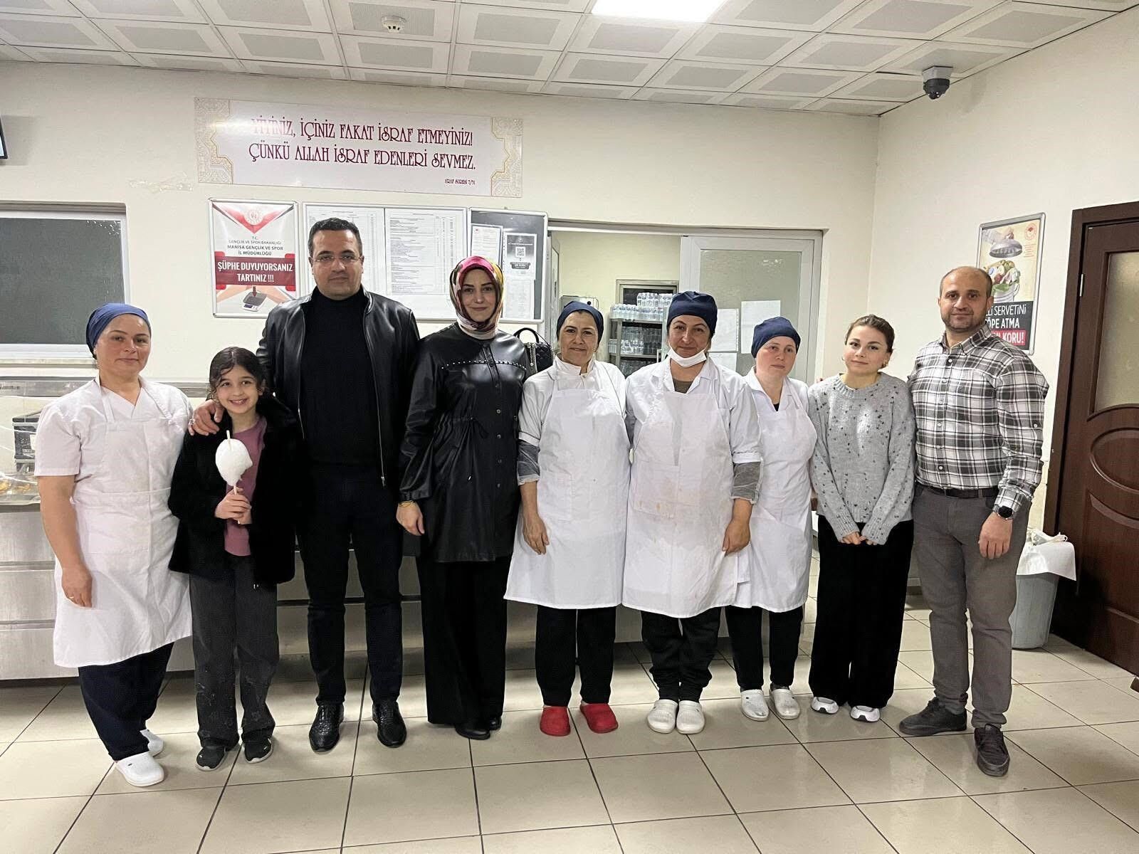 Sarıgöl Kyk Kız Yurdu Iftar (2)