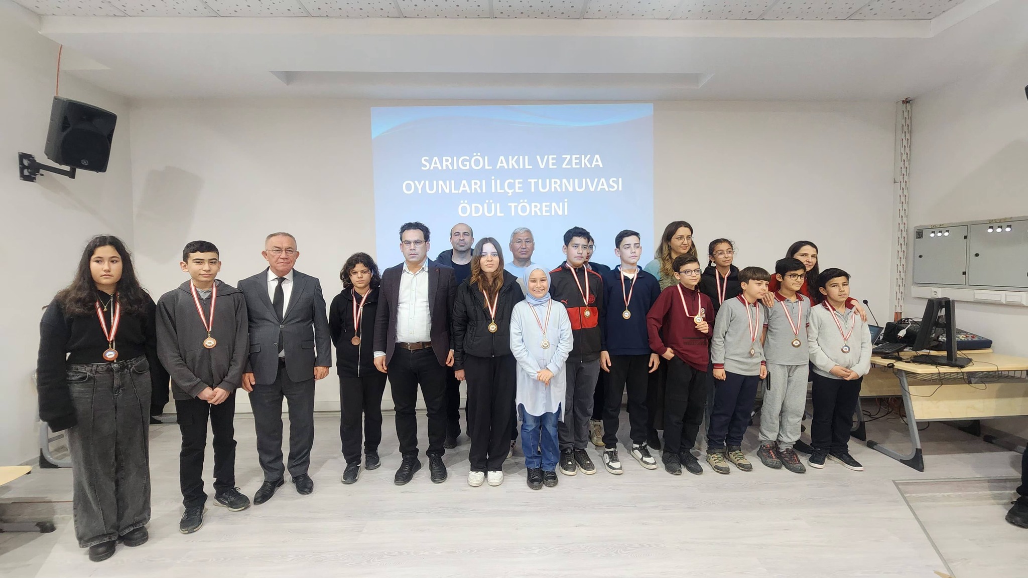 Sarıgöl'de Akıl Oyunları Rüzgarı! (1)