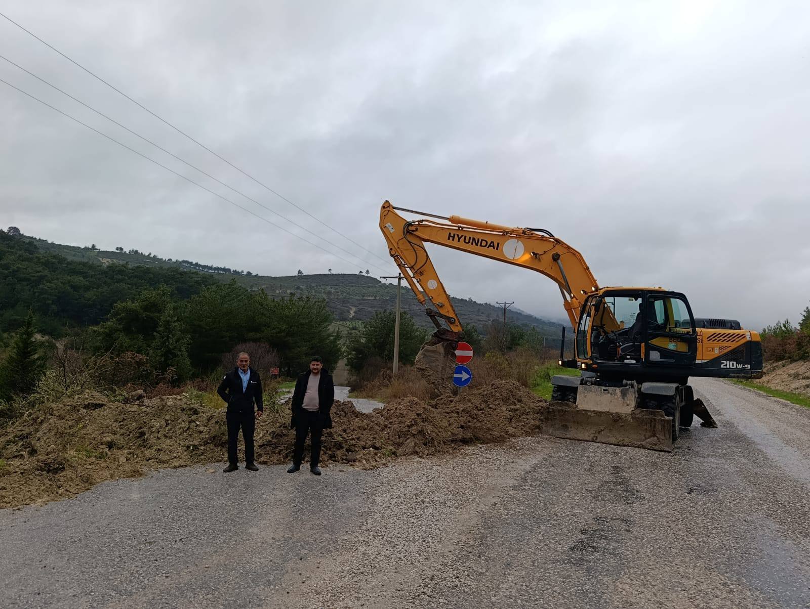 Saruhanlı Belediyesi'nden Yağış Mesaisi!-2