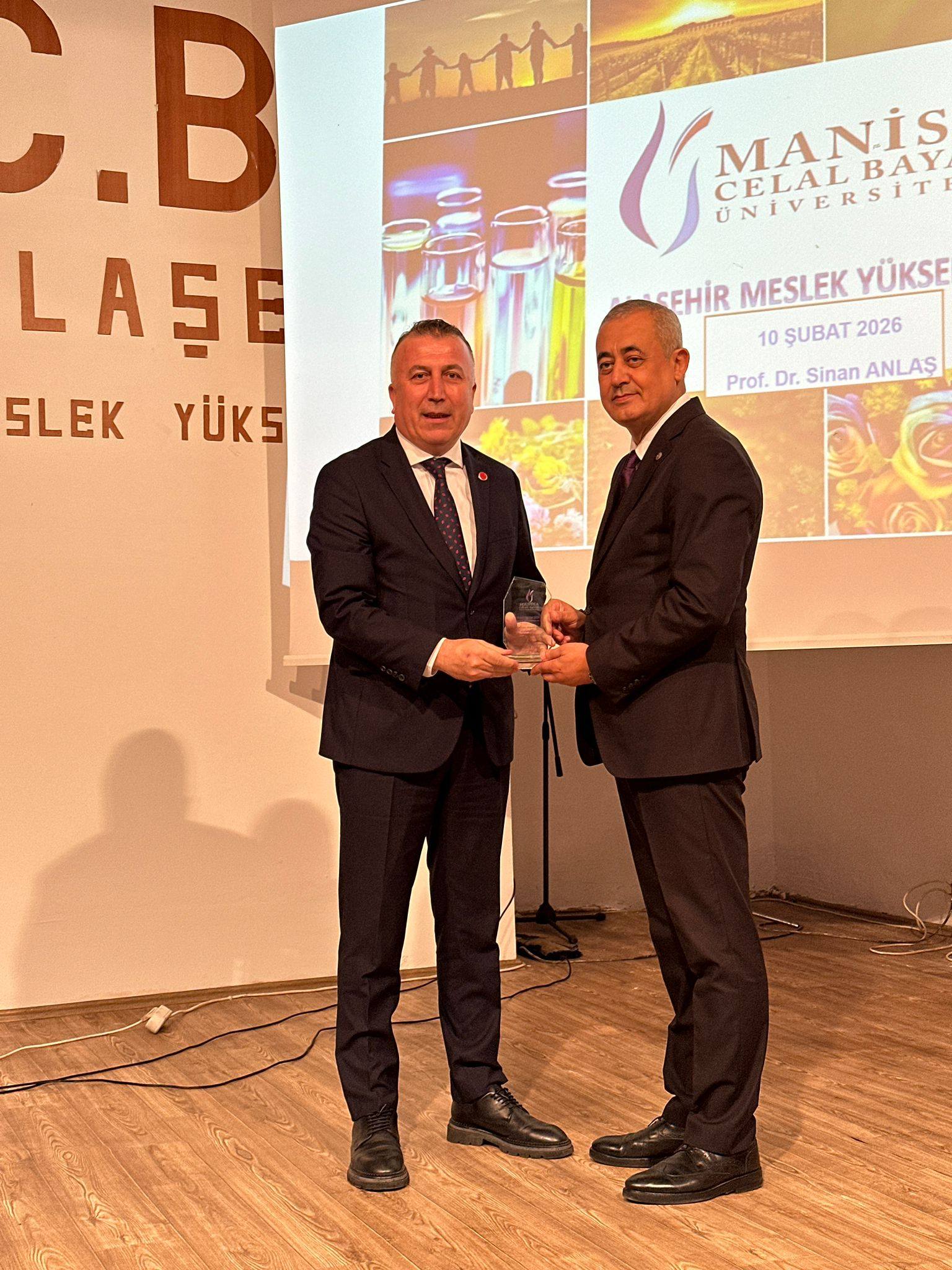 Tarişten Eğitime Destek (1)